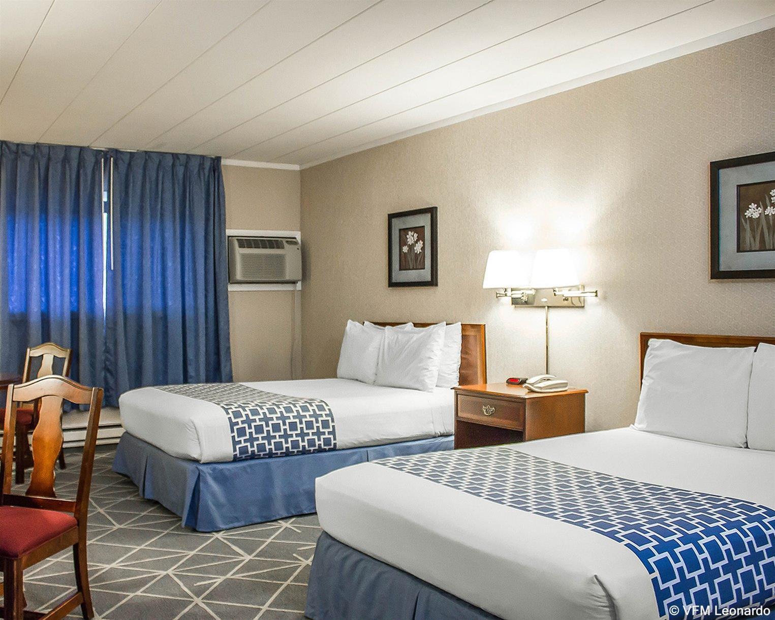 Econo Lodge Hicksville Exteriör bild