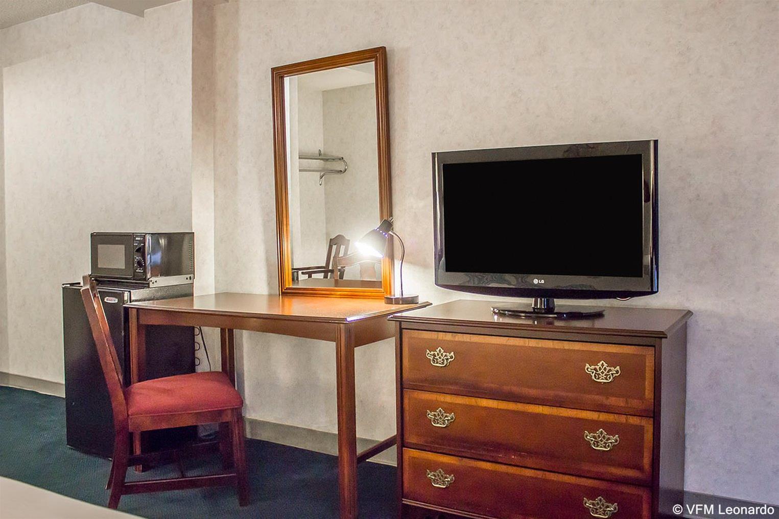 Econo Lodge Hicksville Exteriör bild