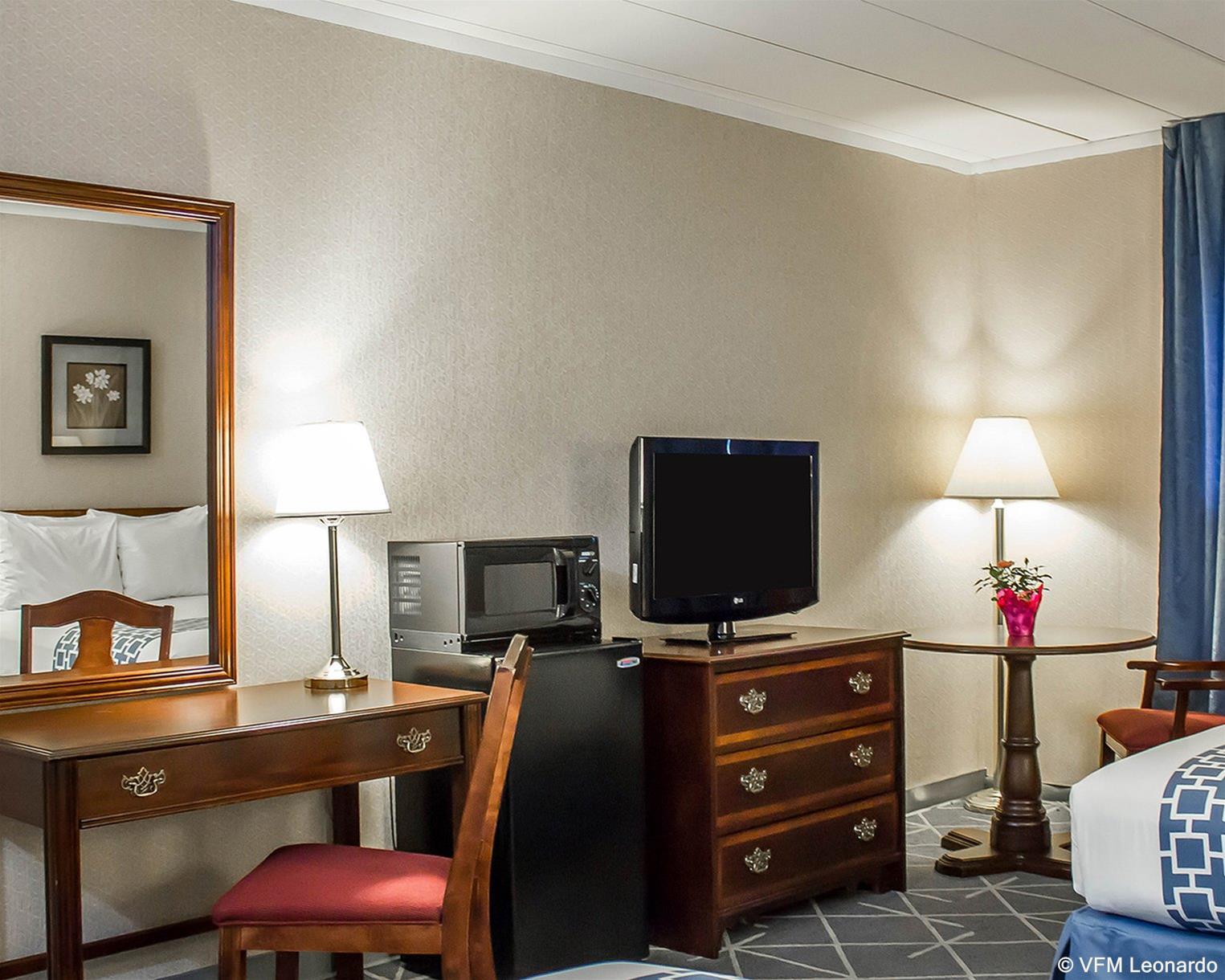 Econo Lodge Hicksville Exteriör bild