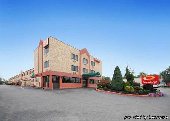 Econo Lodge Hicksville Exteriör bild