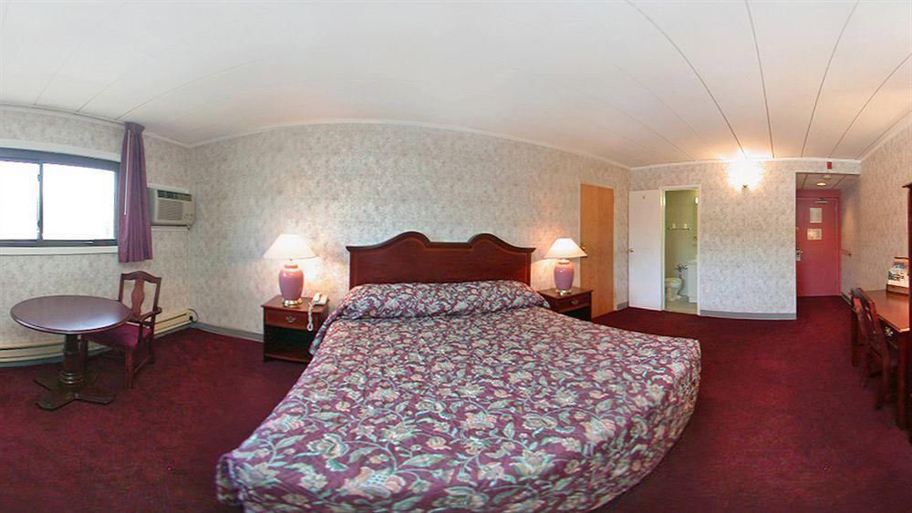 Econo Lodge Hicksville Exteriör bild